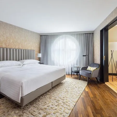 Marriott Szálloda 4*