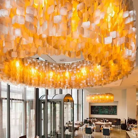 Marriott Szálloda 4*